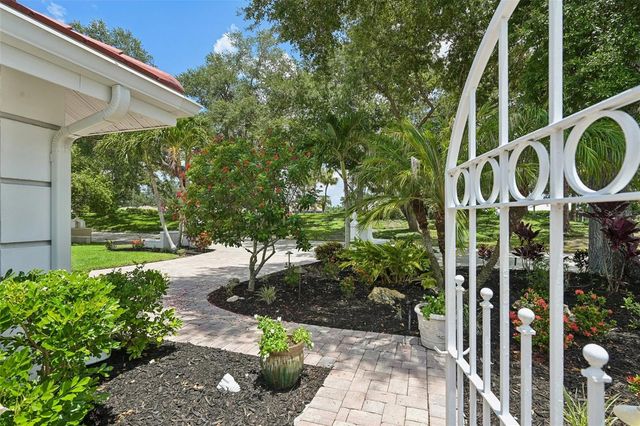 404 CARDIFF ROAD 17, Venice, FL 34293