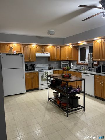 900 Merritt Street, Bridgeport, CT 06606