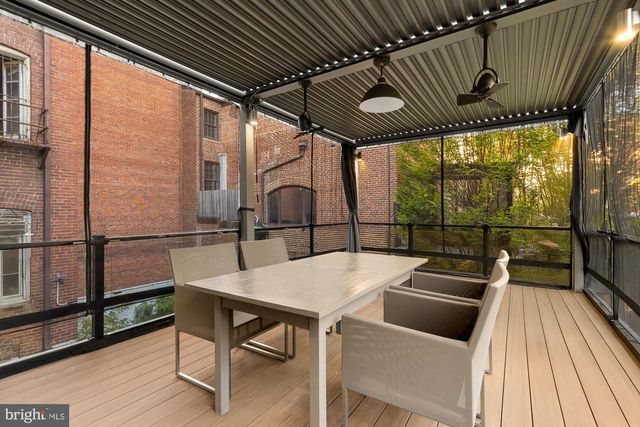 2137 R ST NW, Washington, DC 20008