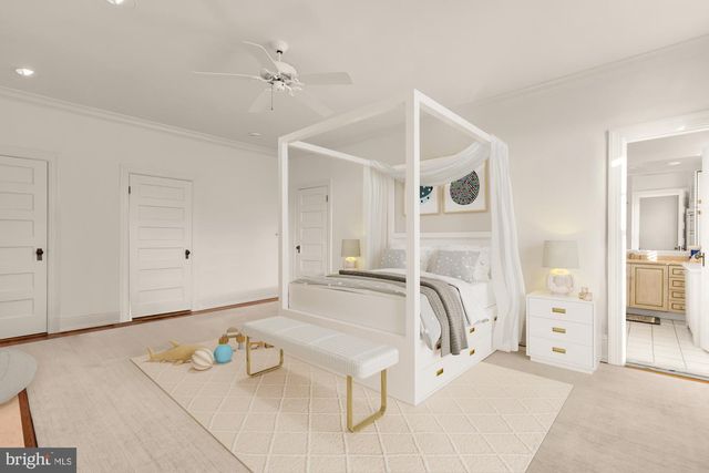 2137 R ST NW, Washington, DC 20008