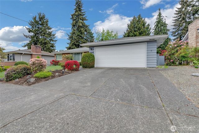 5242 N 10th Street, Tacoma, WA 98406