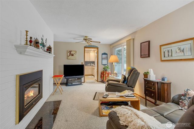 5242 N 10th Street, Tacoma, WA 98406