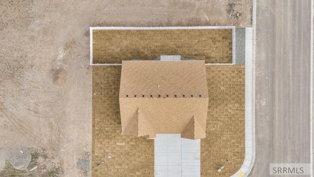 315 Meadow Walk Dr, Shelley, ID 83274