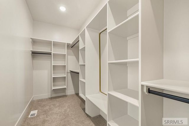 315 Meadow Walk Dr, Shelley, ID 83274