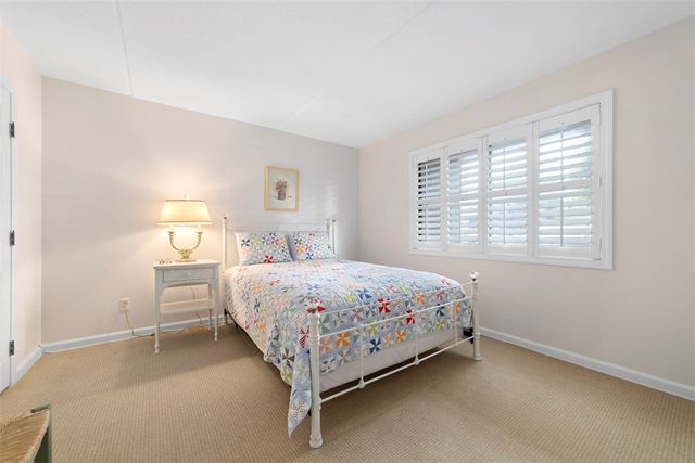 650 Greenwich Avenue 7-109, West Warwick, RI 02893