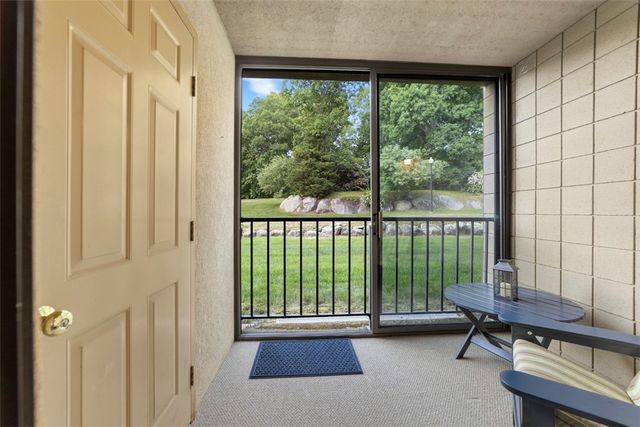 650 Greenwich Avenue 7-109, West Warwick, RI 02893