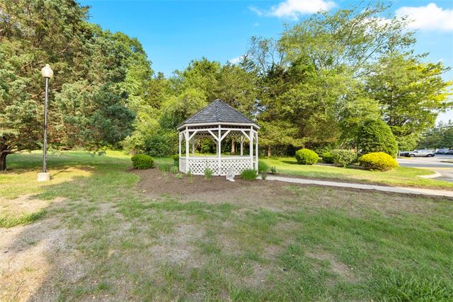 650 Greenwich Avenue 7-109, West Warwick, RI 02893