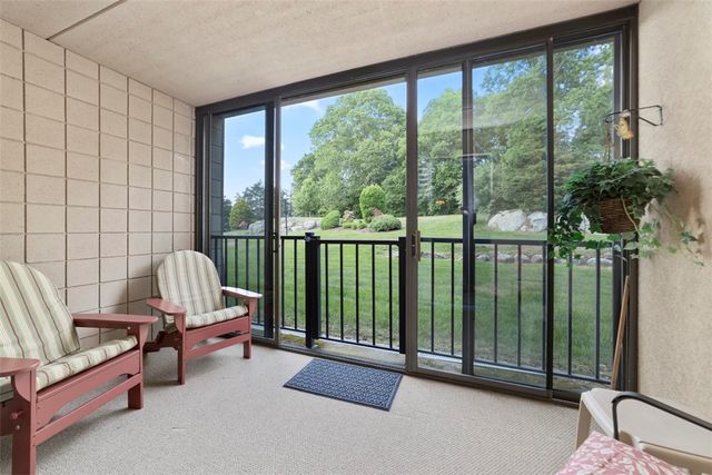 650 Greenwich Avenue 7-109, West Warwick, RI 02893