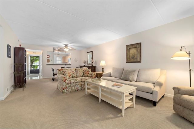 650 Greenwich Avenue 7-109, West Warwick, RI 02893