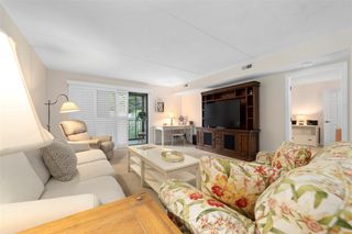 650 Greenwich Avenue 7-109, West Warwick, RI 02893
