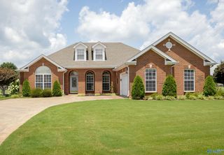 218 Plantation Springs Drive, Florence, AL 35630