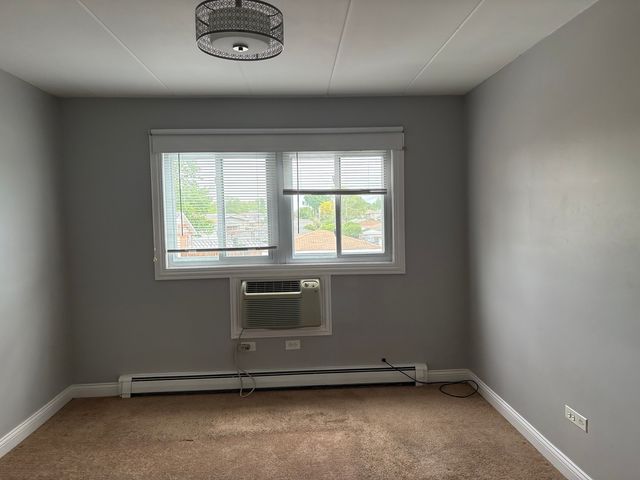 4440 W 111th Street 16, Oak Lawn, IL 60453