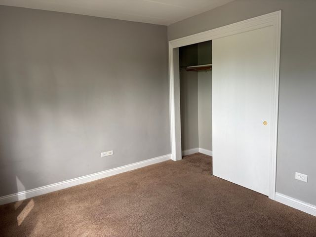 4440 W 111th Street 16, Oak Lawn, IL 60453
