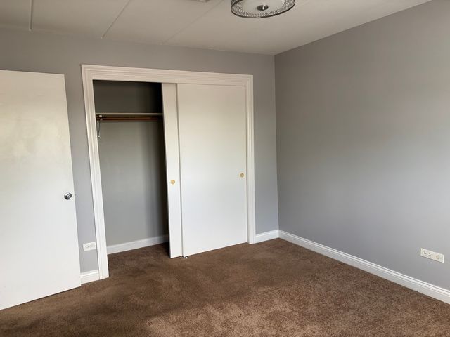 4440 W 111th Street 16, Oak Lawn, IL 60453