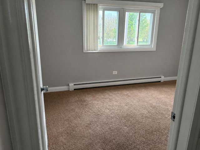 4440 W 111th Street 16, Oak Lawn, IL 60453