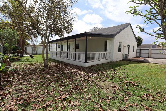 20723 SW 119th Pl, Miami, FL 33177