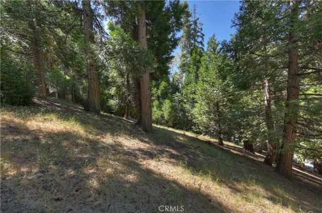 413 Merrimack, Lake Arrowhead, CA 92352