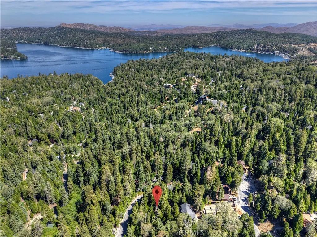 413 Merrimack, Lake Arrowhead, CA 92352