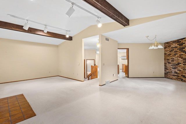 8773 Airport Road, Middleton, WI 53562