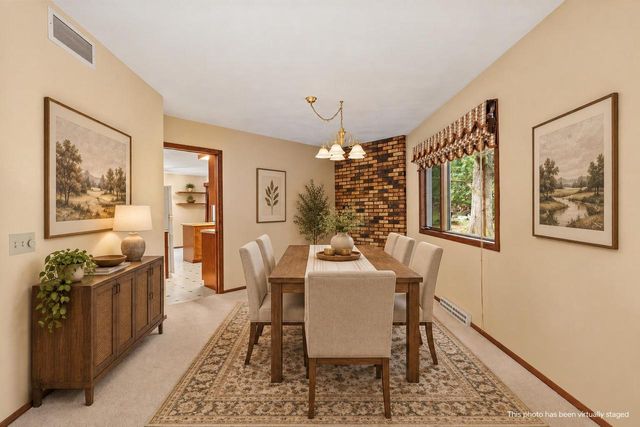 8773 Airport Road, Middleton, WI 53562