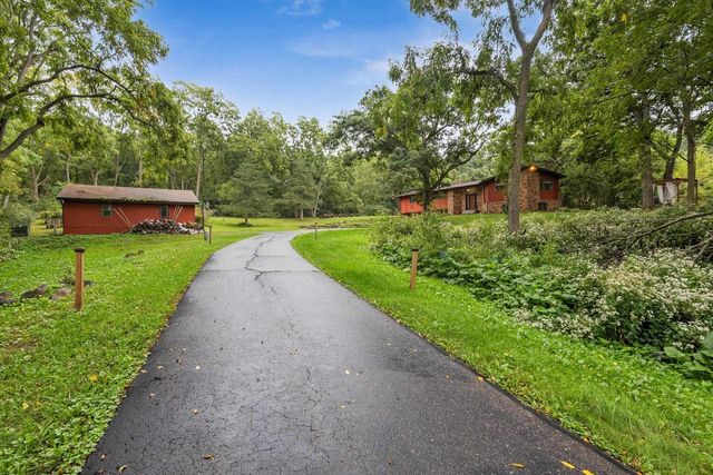 8773 Airport Road, Middleton, WI 53562
