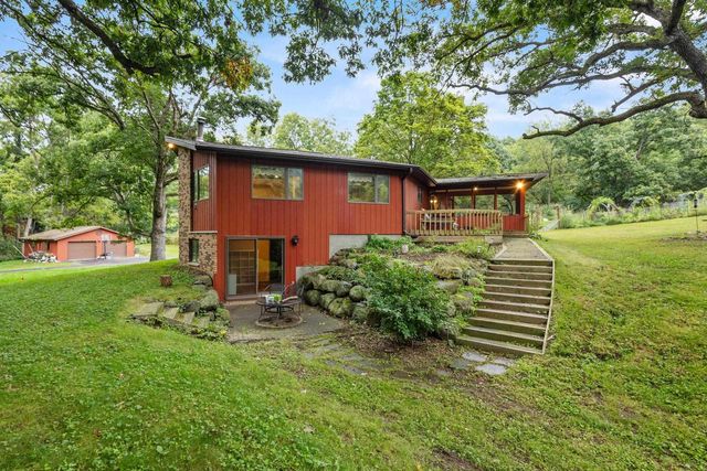 8773 Airport Road, Middleton, WI 53562