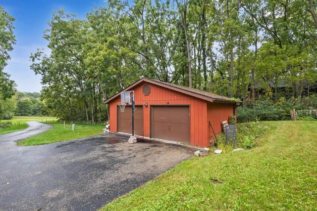 8773 Airport Road, Middleton, WI 53562
