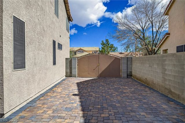 6203 Benchmark Way, North Las Vegas, NV 89031