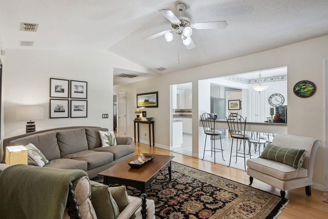 1129 CLIMBING ROSE DRIVE, Orlando, FL 32818