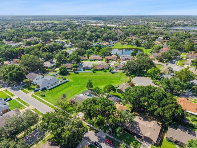 1129 CLIMBING ROSE DRIVE, Orlando, FL 32818