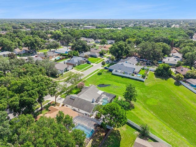 1129 CLIMBING ROSE DRIVE, Orlando, FL 32818