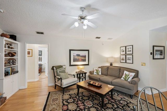 1129 CLIMBING ROSE DRIVE, Orlando, FL 32818