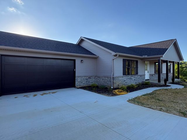 180 Saddlebrook Lane, Dry Ridge, KY 41035
