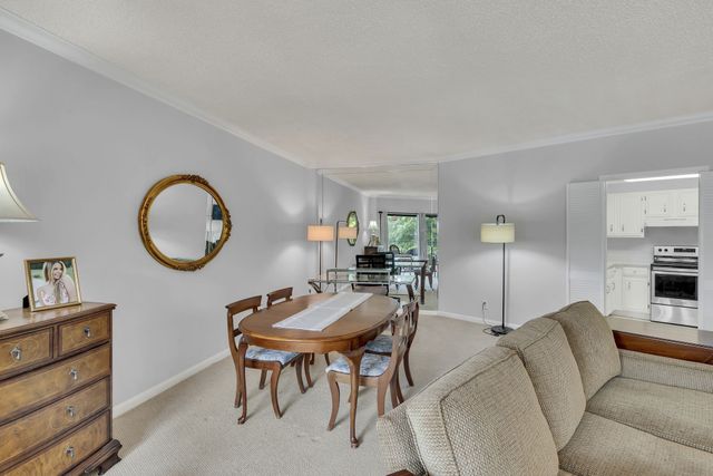 6666 Brookmont Ter Apt 306, Nashville, TN 37205