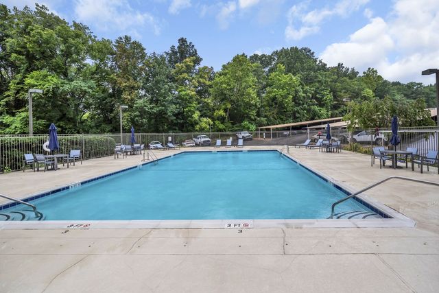 6666 Brookmont Ter Apt 306, Nashville, TN 37205