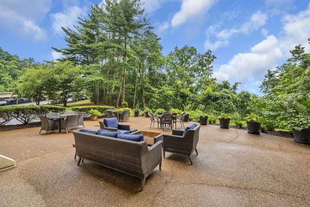 6666 Brookmont Ter Apt 306, Nashville, TN 37205