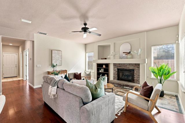 8784 Hawkesbury Ct, Elk Grove, CA 95624