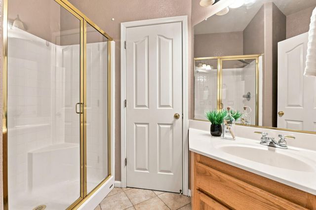 8784 Hawkesbury Ct, Elk Grove, CA 95624