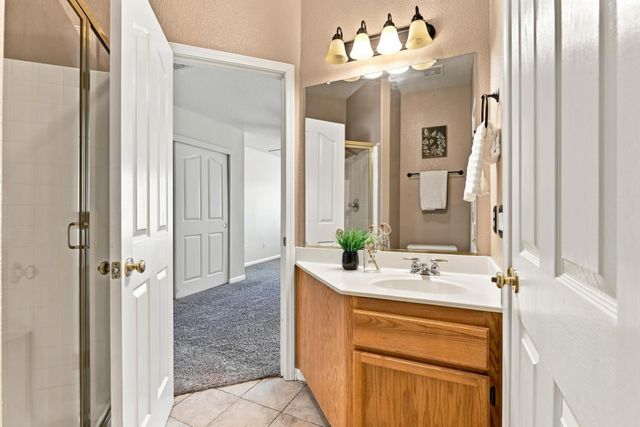 8784 Hawkesbury Ct, Elk Grove, CA 95624