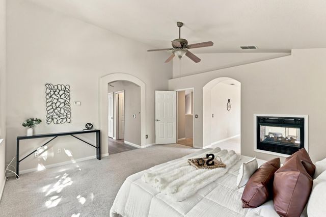 8784 Hawkesbury Ct, Elk Grove, CA 95624