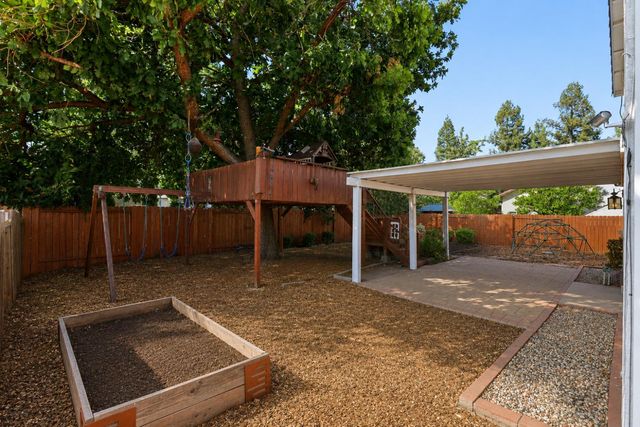 8784 Hawkesbury Ct, Elk Grove, CA 95624