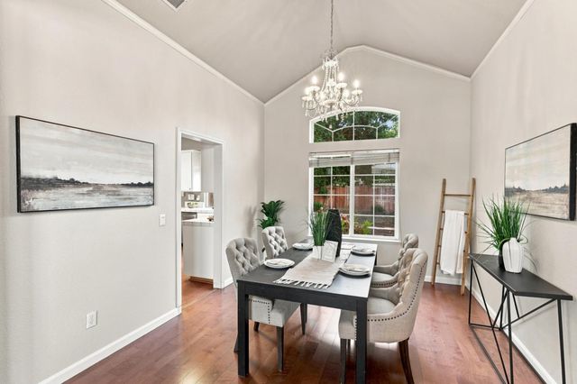 8784 Hawkesbury Ct, Elk Grove, CA 95624