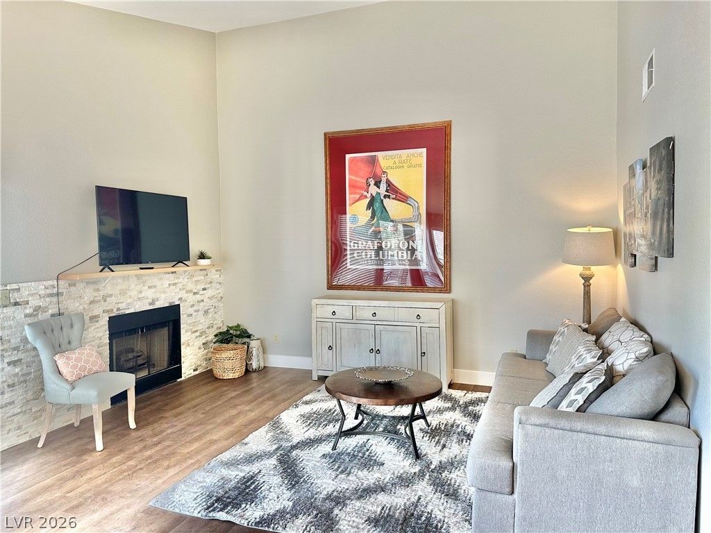 2716 LODESTONE Drive, Las Vegas, NV 89117