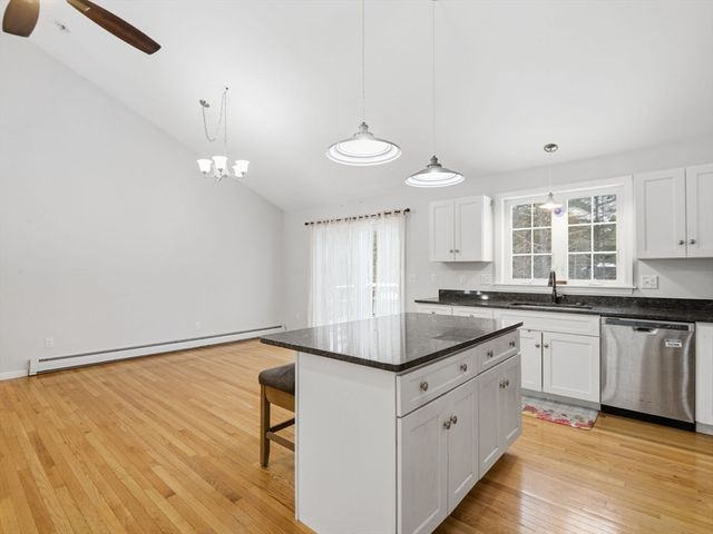 661 Wheelwright Rd, Barre, MA 01005