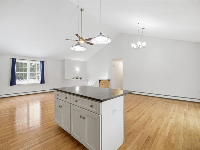 661 Wheelwright Rd, Barre, MA 01005