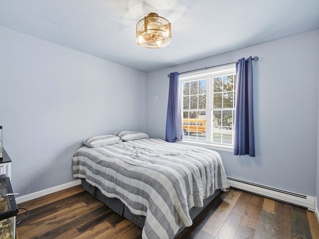 661 Wheelwright Rd, Barre, MA 01005