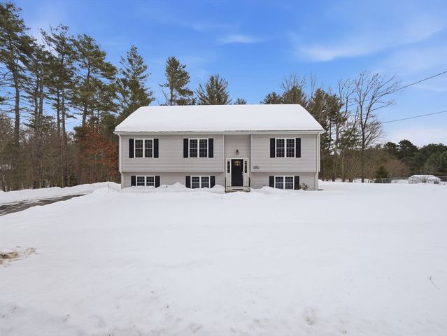 661 Wheelwright Rd, Barre, MA 01005