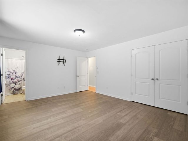 661 Wheelwright Rd, Barre, MA 01005