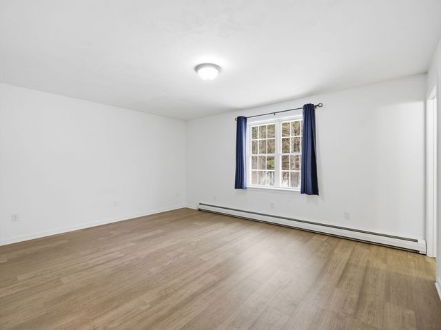 661 Wheelwright Rd, Barre, MA 01005