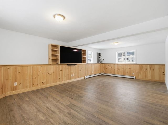 661 Wheelwright Rd, Barre, MA 01005